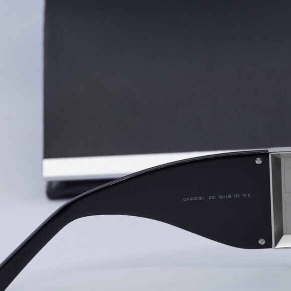 Final Price! Givenchy GV40028I 01C Sunglasses - Picture 5 of 7